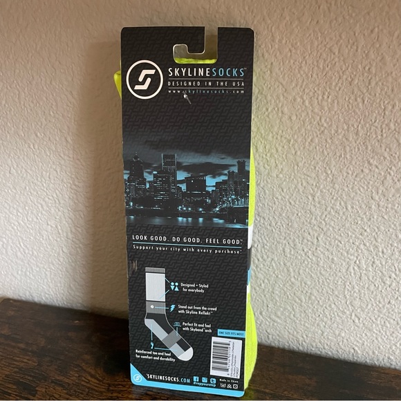 NWT Portland Skyline Socks - Picture 4 of 4